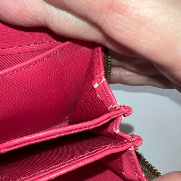 Fossil Gold Zip Around Wallet/Wristlet - Picture 10 of 11